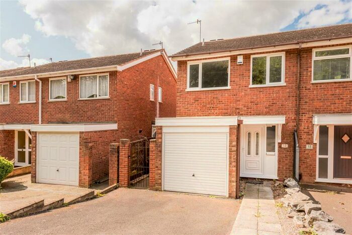 3 Bedroom Semi-Detached House To Rent In North Street, Brierley Hill, DY5