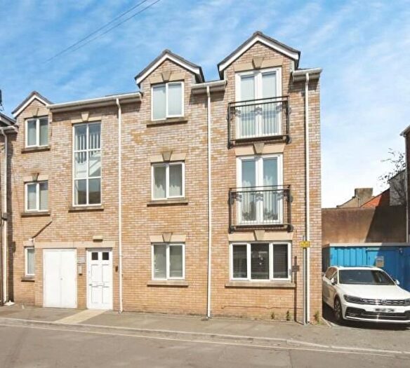 1 Bedroom Flat For Sale In Eastbourne Road, Taunton, TA1