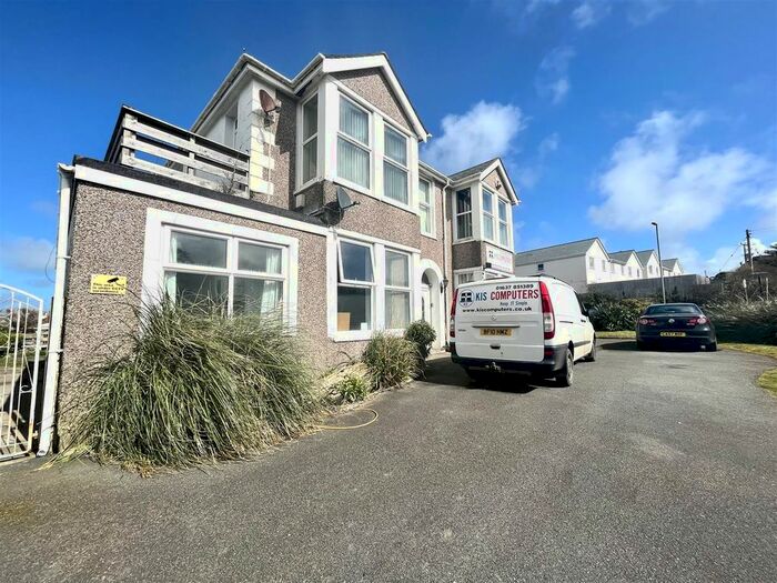 2 Bedroom Flat To Rent In Gannel View Close, Lane, Newquay, TR8
