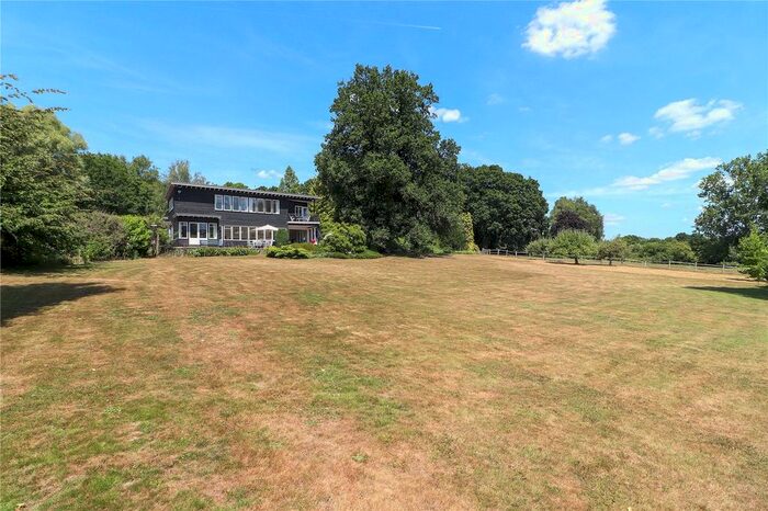 6 Bedroom Detached House For Sale In Upper Green Road, Shipbourne, Tonbridge, Kent, TN11