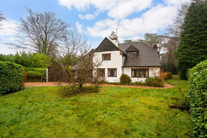 5 Bedroom Detached House For Sale In Tilford Road, Hindhead, GU26