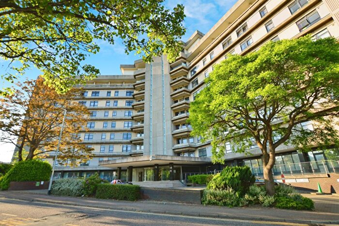 1 Bedroom Flat To Rent In Park Street, Ashford, TN24