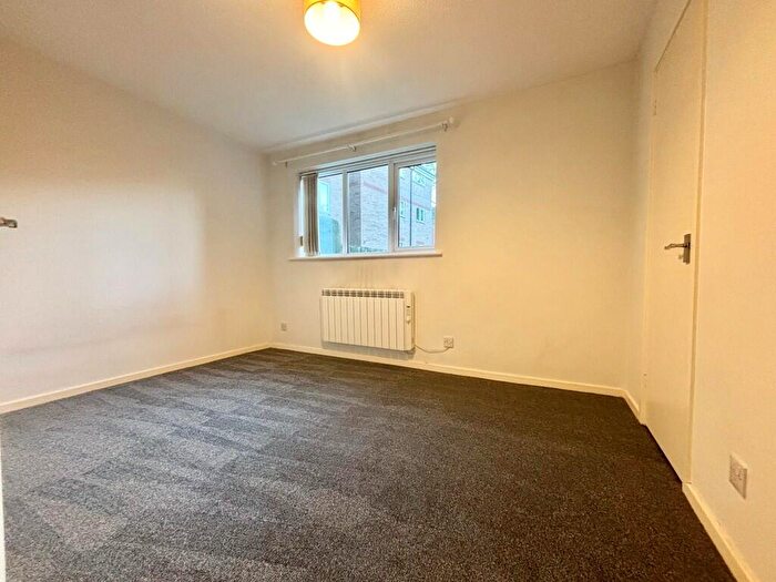 2 Bedroom Flat For Sale In Trinity Mews, Bury St Edmunds, IP33