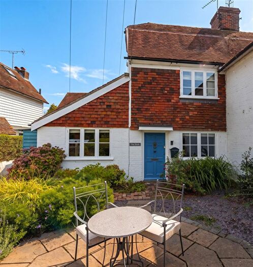 2 Bedroom Semi-Detached House For Sale In Laddingford, Maidstone, ME18