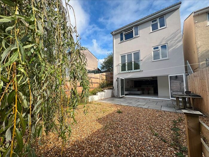 1 Bedroom Semi-Detached House To Rent In Mayfield Park South, Bristol, BS16