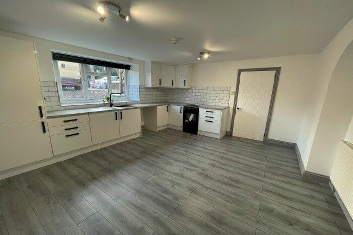 2 Bedroom Flat To Rent In London Road, Pembroke Dock, SA72