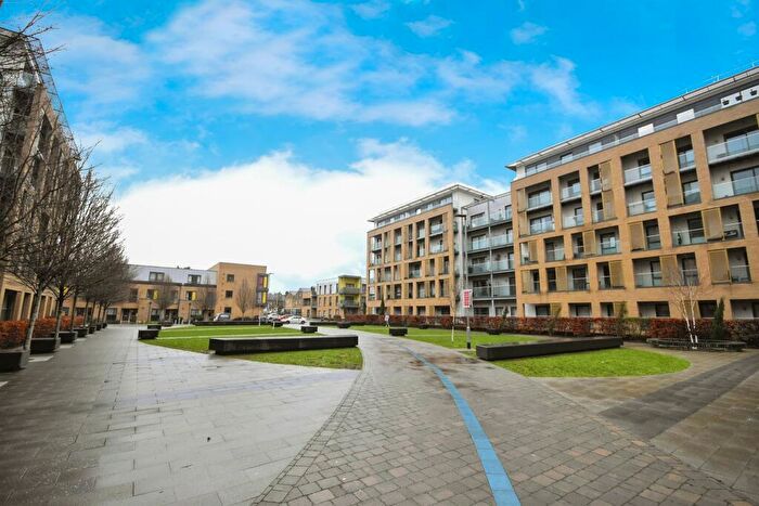 2 Bedroom Flat For Sale In Cunard Square, Chelmsford, CM1