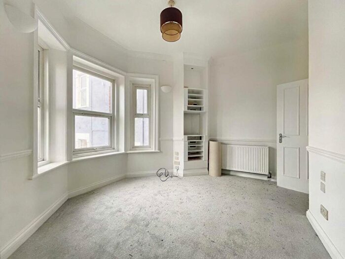 1 Bedroom Apartment To Rent In Bournemouth Town Centre * Available Now*, BH1