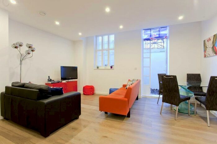 1 Bedroom Apartment To Rent In Loxford House, Highbury, N5