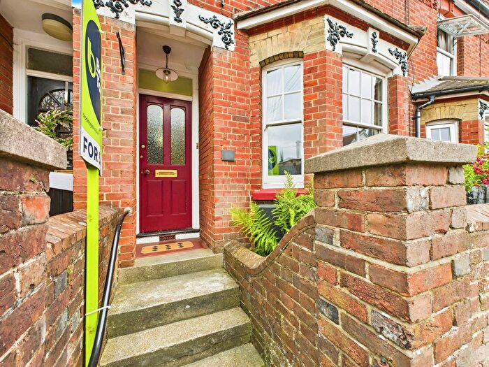 3 Bedroom Terraced House For Sale In Denne Road, Horsham, RH12
