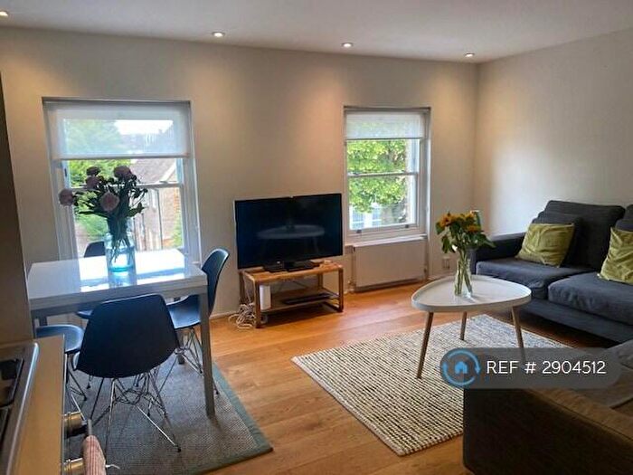2 Bedroom Flat To Rent In Victoria Road, Sutton, SM1
