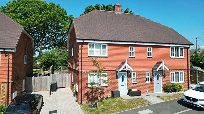 3 Bedroom Semi-Detached House To Rent In Corner Farm Close, Flimwell, Wadhurst, TN5