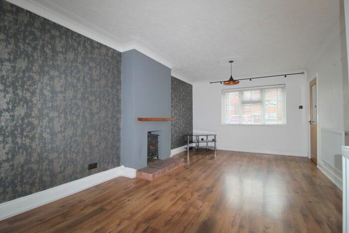 3 Bedroom Terraced House To Rent In Frome Road, Hull, HU8