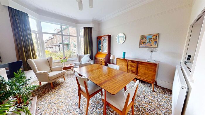 4 Bedroom Semi-Detached House For Sale In Avondale Crescent, Shipley, BD18