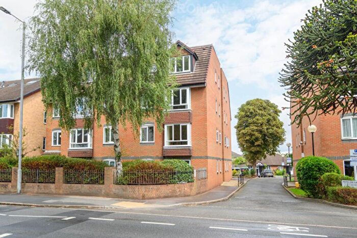 1 Bedroom Retirement Property For Sale In Kingston Lodge, New Malden, KT3