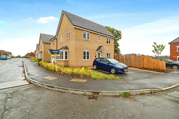 3 Bedroom Semi-Detached House For Sale In Turner Crescent, Postwick, Norwich, Norfolk, NR13
