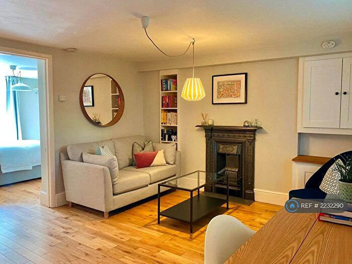 1 Bedroom Flat To Rent In Arbour Square, London, E1