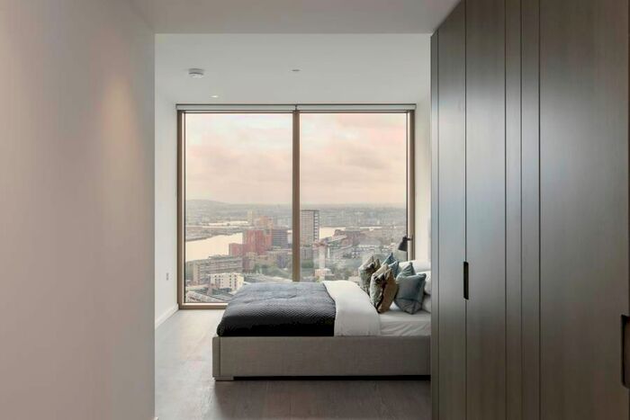 1 Bedroom Flat For Sale In One Park Drive, London, E14