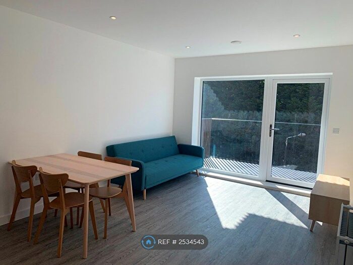 1 Bedroom Flat To Rent In Cottesbrook Heights, London, SE18