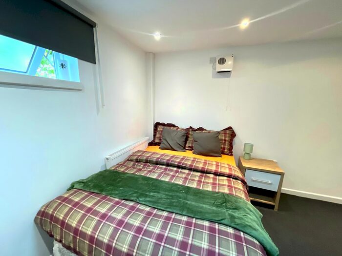 Studio To Rent In Lichfield Street, Walsall, WS1