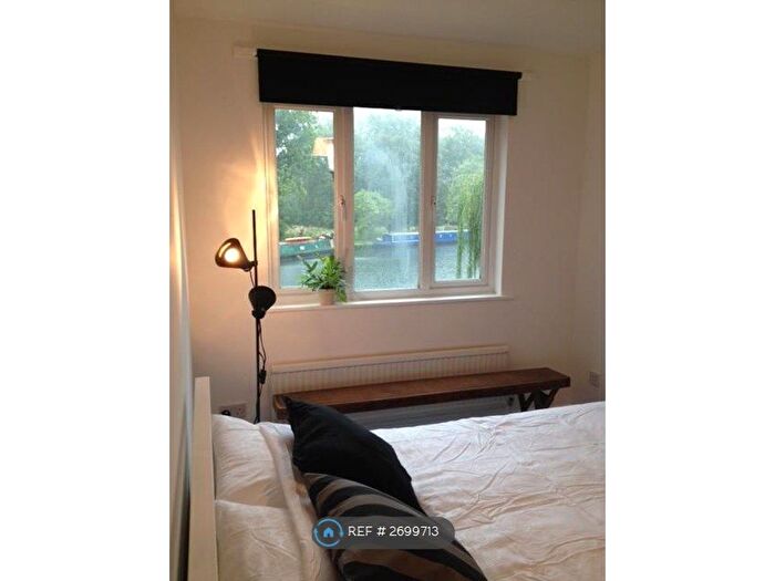 4 Bedroom Semi Detached House To Rent In Edwins Mead, London, E9