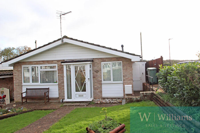 2 Bedroom Bungalow For Sale In St. Edmunds Walk, Wootton Bridge, PO33