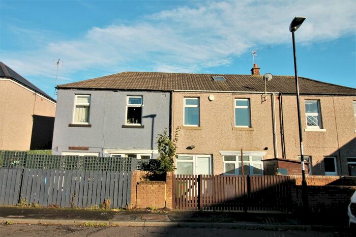 2 Bedroom Terraced House To Rent In Grasmere Gardens, Columbia, Washington, NE38