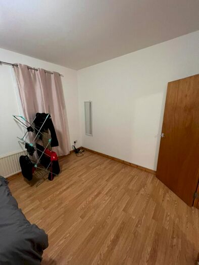 1 Bedroom Flat To Rent In Croyland Road, London, N9