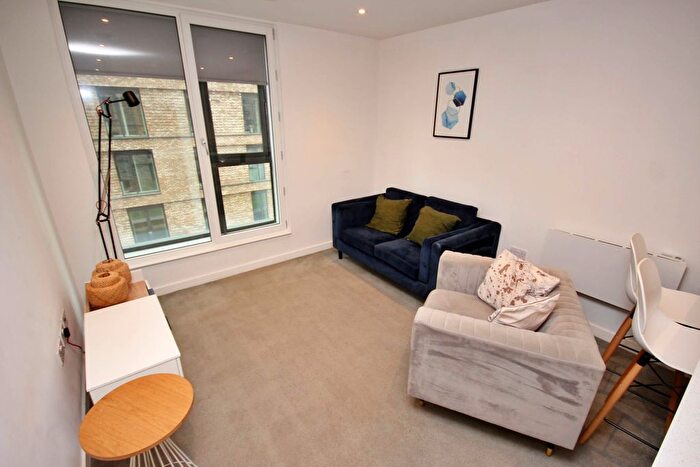 1 Bedroom Flat To Rent In Old Trafford, Manchester, M17
