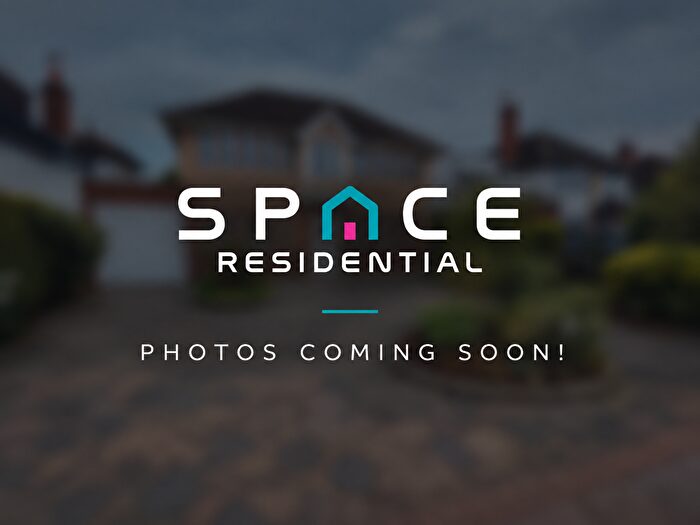 3 Bedroom Detached House For Sale In Gibbs Green, Edgware, HA8