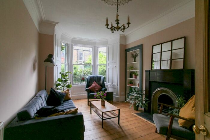 1 Bedroom Flat To Rent In Parkvale Place, Leith Links, Edinburgh, EH6
