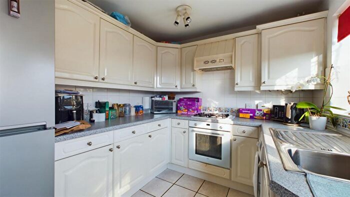 2 Bedroom End Of Terrace House For Sale In Great Stockwood Road, Cheshunt, EN7