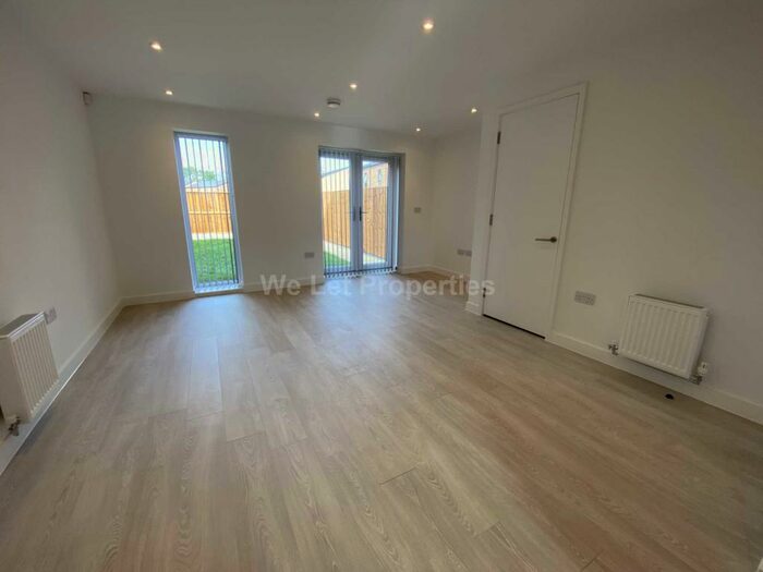 3 Bedroom House To Rent In Ribot Walk, Castle Irwell, M6