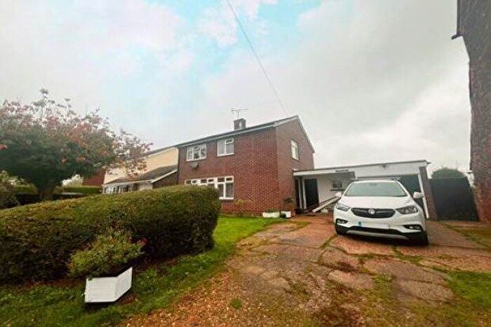 3 Bedroom Detached House To Rent In Runsell Green, Chelmsford, CM3