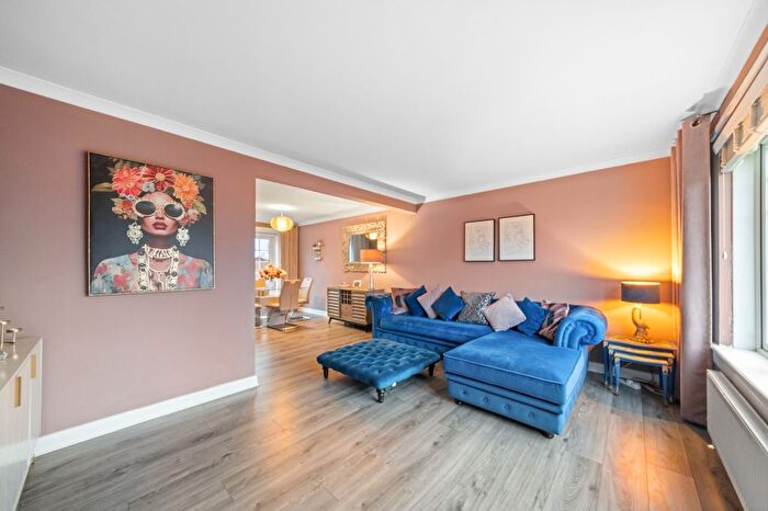 3 Bedroom Semi Detached House To Rent In Archerfield Crescent, Glasgow City, Glasgow, G32