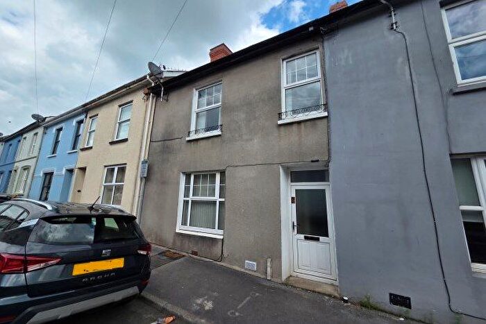 3 Bedroom Property To Rent In Parcmaen Street, Carmarthen, SA31