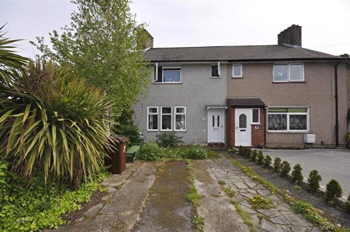 3 Bedroom Terraced House To Rent In Nutbrowne Road, Dagenham, RM9
