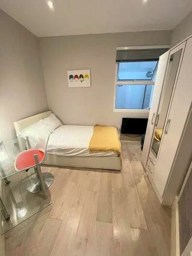 Studio To Rent In B Lithos Road, Hampstead, NW3