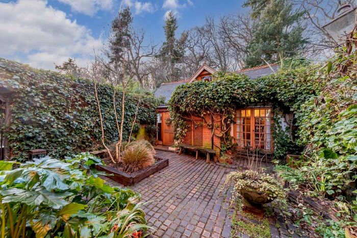 2 Bedroom Detached House To Rent In Muswell Hill Road, London N10