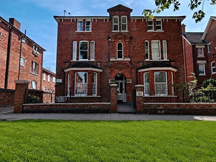 1 Bedroom Detached House To Rent In De Parys Avenue, Bedford, MK40