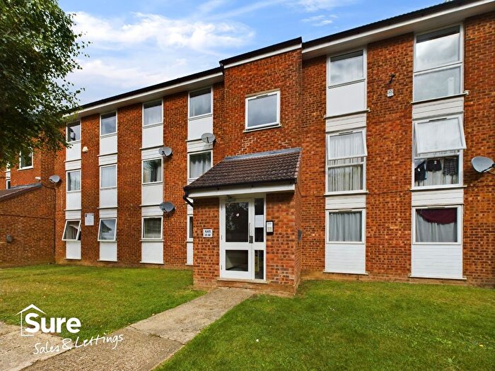 2 Bedroom Flat To Rent In Arkley Court, Arkley Road, Hemel Hempstead, Hertfordshire, HP2