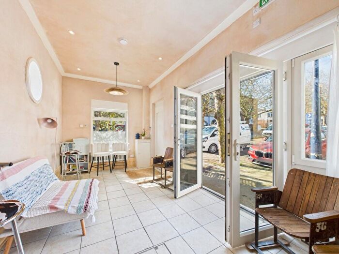 1 Bedroom Detached Bungalow For Sale In Queen Street, Ramsgate, CT11