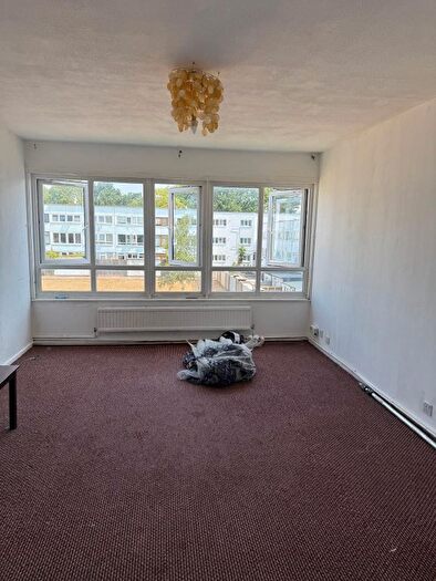 1 Bedroom Flat To Rent In Kent Close, Mitcham, CR4