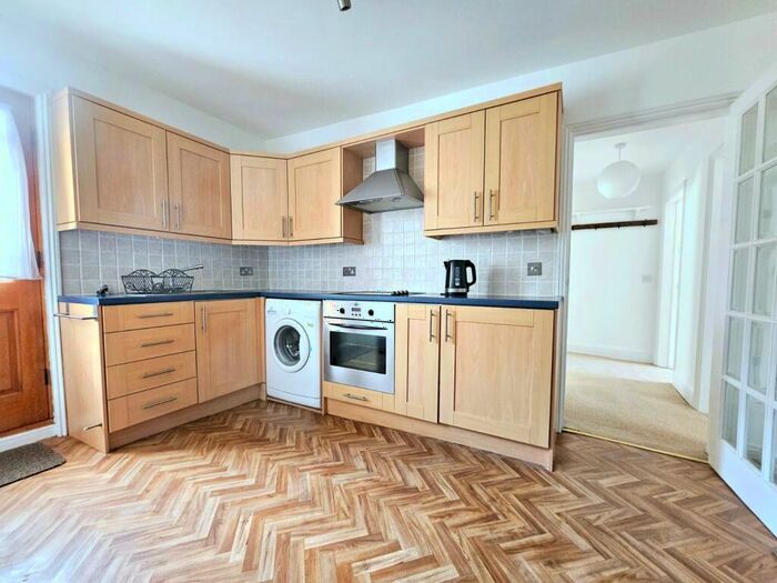 1 Bedroom Apartment To Rent In High Street, Kington, Herefordshire, County, HR5