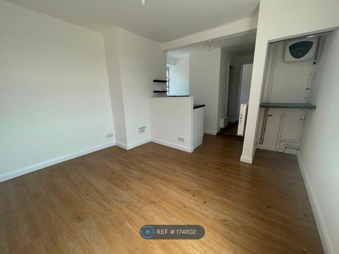 1 Bedroom Flat To Rent In Wright Street, Codnor, Ripley, DE5