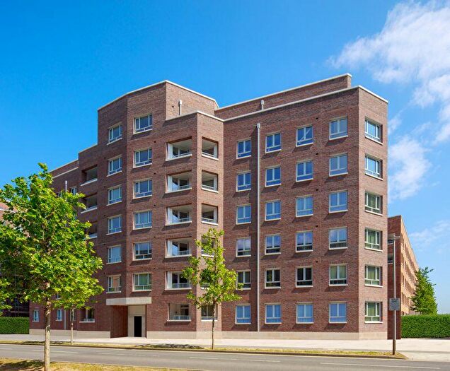 3 Bedroom Apartment To Rent In Brocklebank Mansions, Fielders Crescent, Barking, IG11