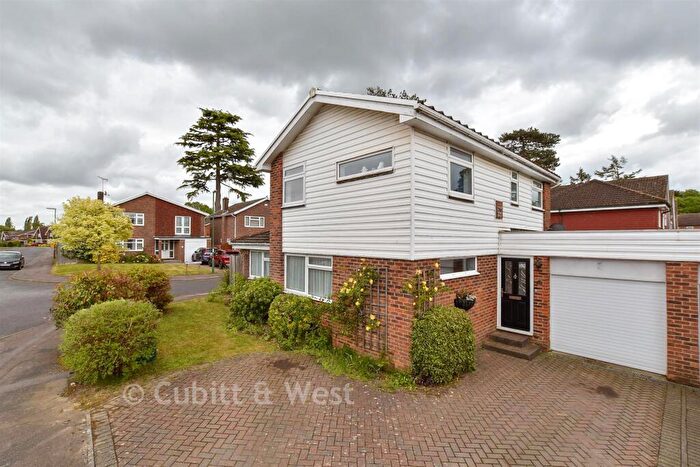3 Bedroom Detached House For Sale In Brushwood Road, Horsham, West Sussex, RH12