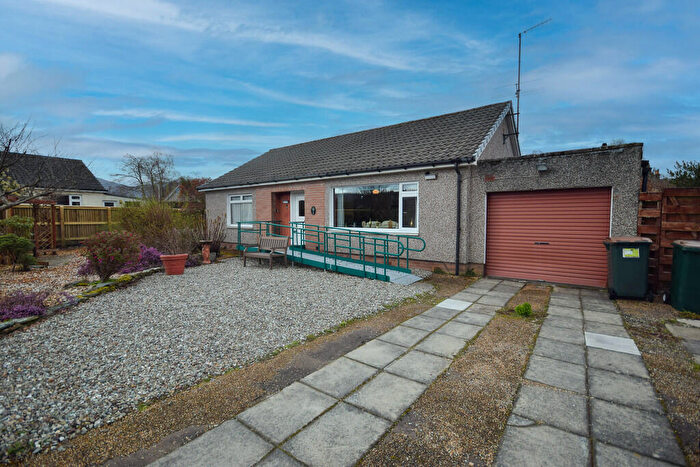 3 Bedroom Detached Bungalow For Sale In Lennoch Circle, Comrie, Crieff, PH6