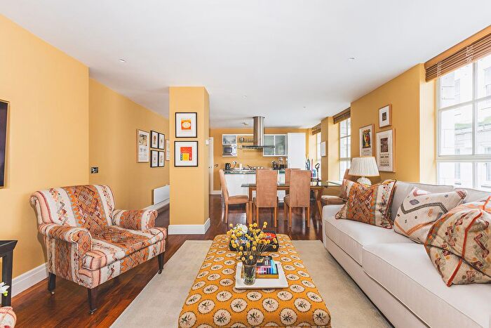 2 Bedroom Flat To Rent In Tavistock Street, London, WC2E