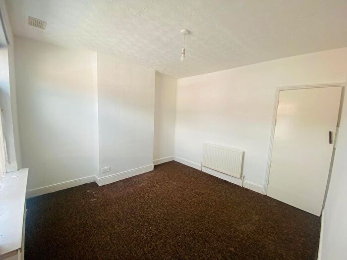 2 Bedroom Terraced House To Rent In Cranmer Street, Leicester, LE3